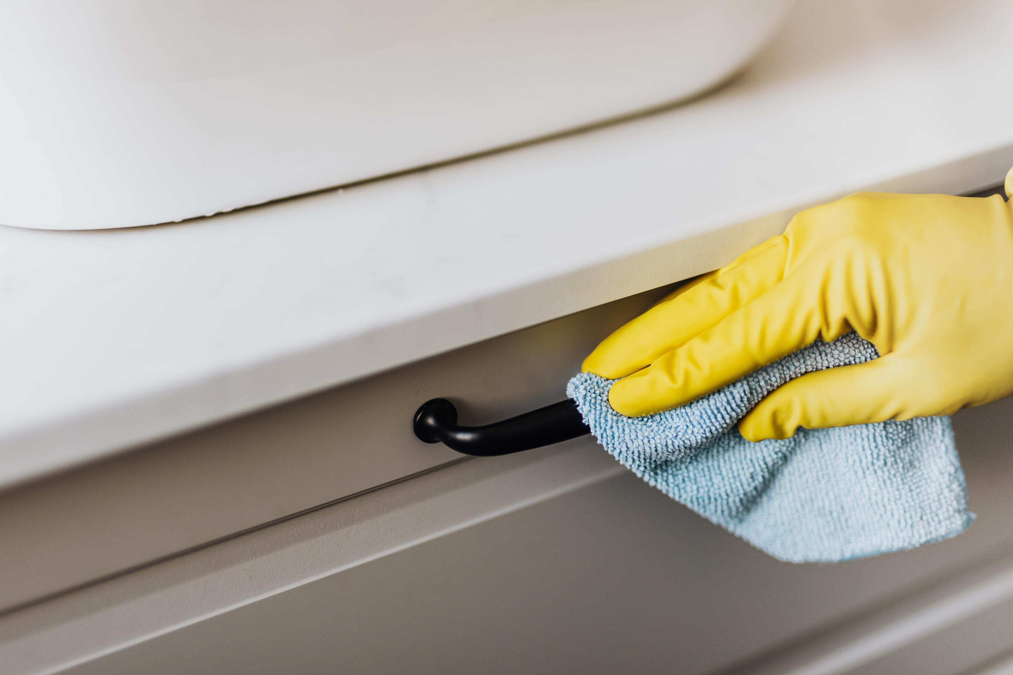 Should You Buy All Cotton or All Microfiber? Here’s A Guide